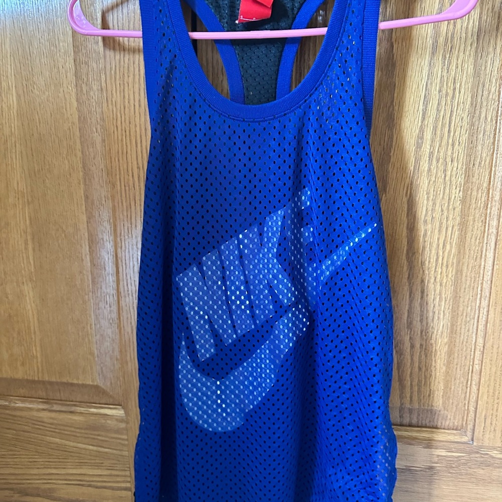 Nike mesh workout tank